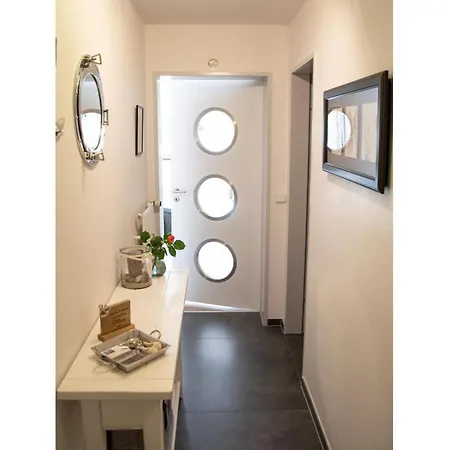 Porthole In The Seute Deern House
